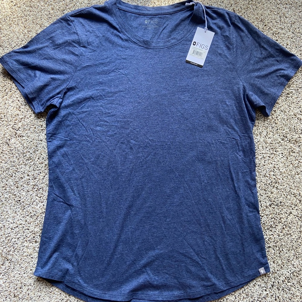 NWT FIGs super soft underscrub tshirt size large